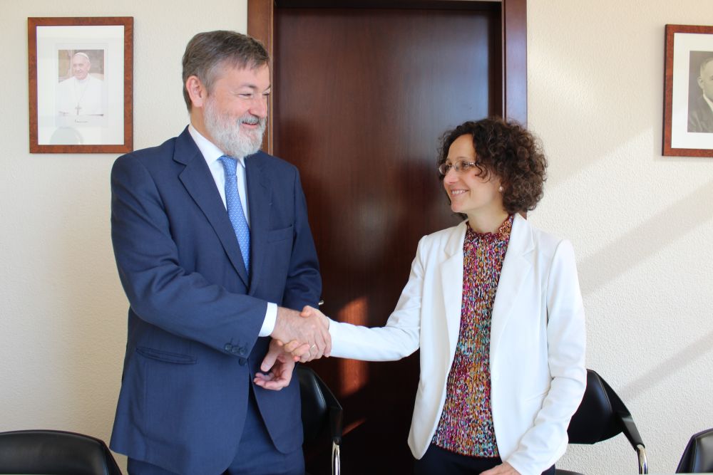 Acuerdo entre la Universitat y la Fundació Escola Cristiana de Catalunya